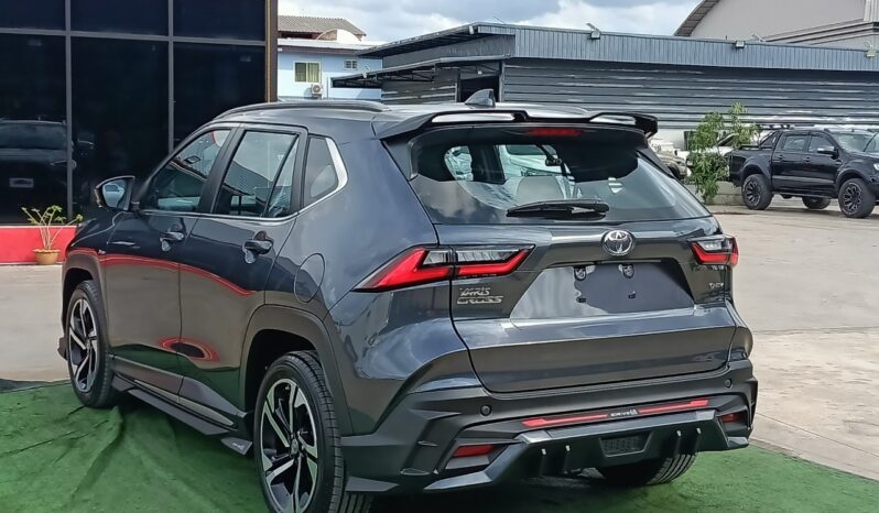 Toyota Yaris Cross full