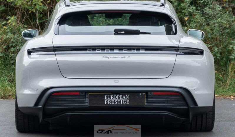 Porsche Taycan full