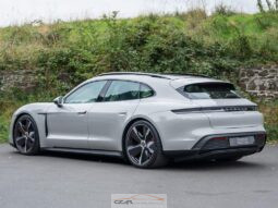 Porsche Taycan full