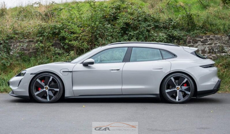 Porsche Taycan full