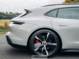 Porsche Taycan full