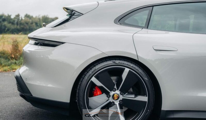 Porsche Taycan full