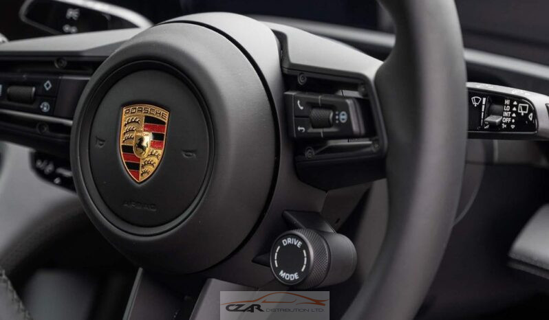 Porsche Taycan full