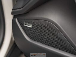 Porsche Taycan full