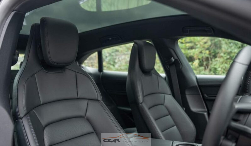 Porsche Taycan full