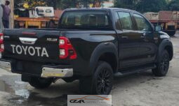 Toyota Hilux | Black Edition full