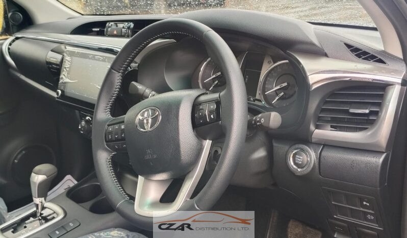 Toyota Hilux | Black Edition full