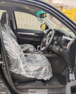Toyota Hilux | Black Edition full