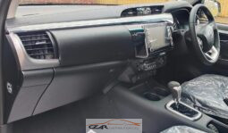 Toyota Hilux | Black Edition full