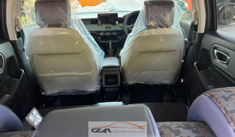 Honda Vezel X-Hunt full