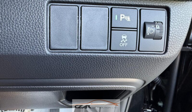 Honda Vezel X-Hunt full