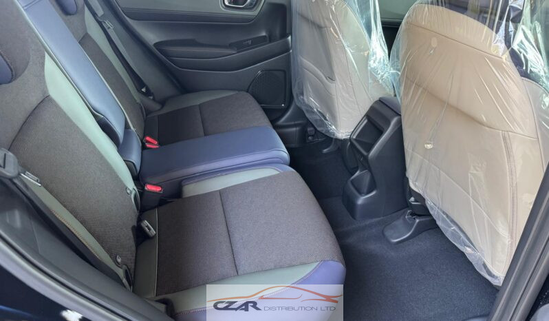 Honda Vezel X-Hunt full