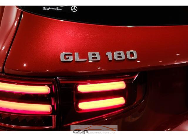 Mercedes‑Benz GLB 180 full
