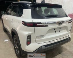 Toyota Hyryder V Strong full