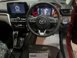 Toyota Hyryder V Strong full