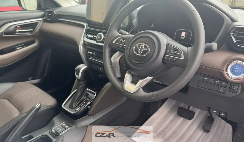 New Toyota Hyryder V Strong full