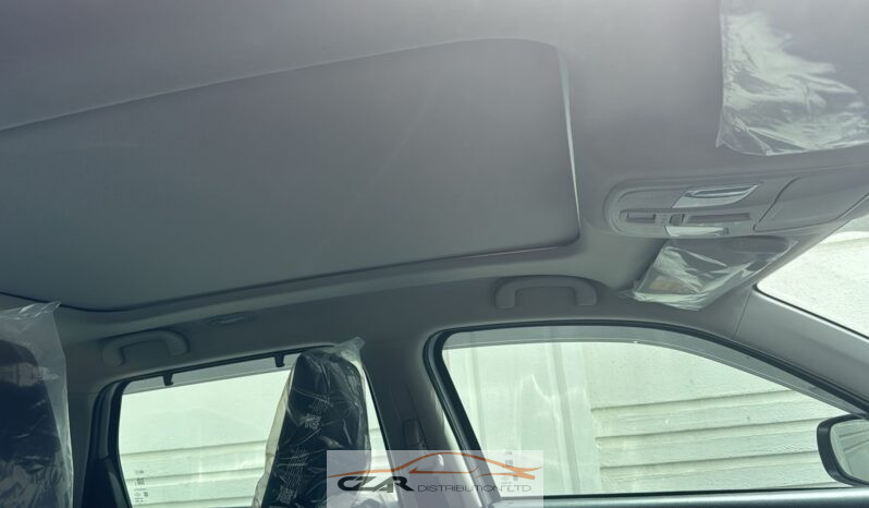 Toyota Hyryder V Strong full