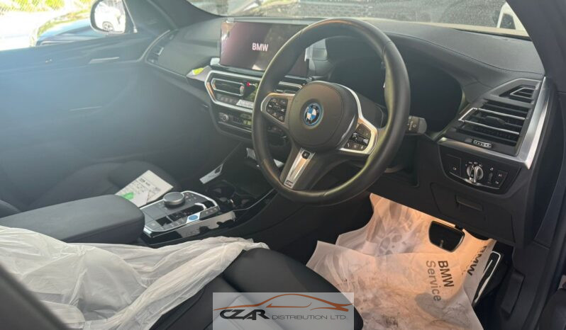 BMW IX3 full