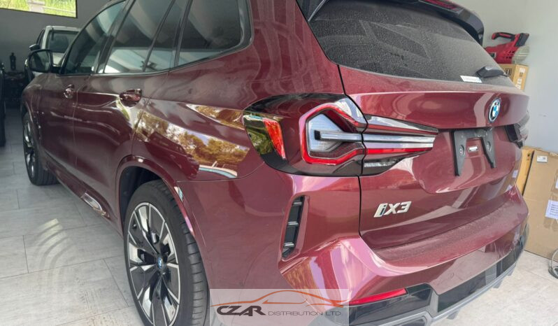 BMW IX3 full