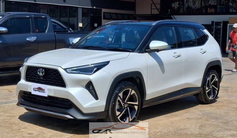 Toyota Yaris Cross full