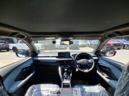 Toyota Yaris Cross full